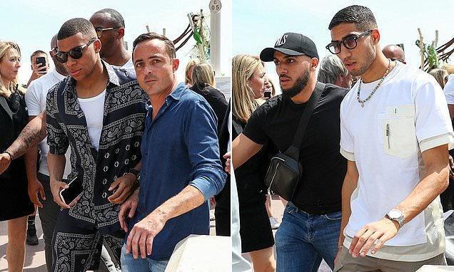 更是势头差 更是势头差