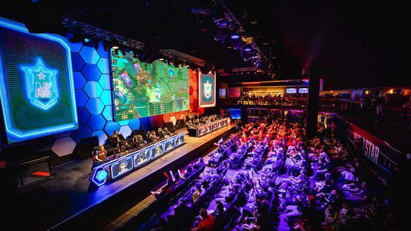 士起源罗特 士起源罗特